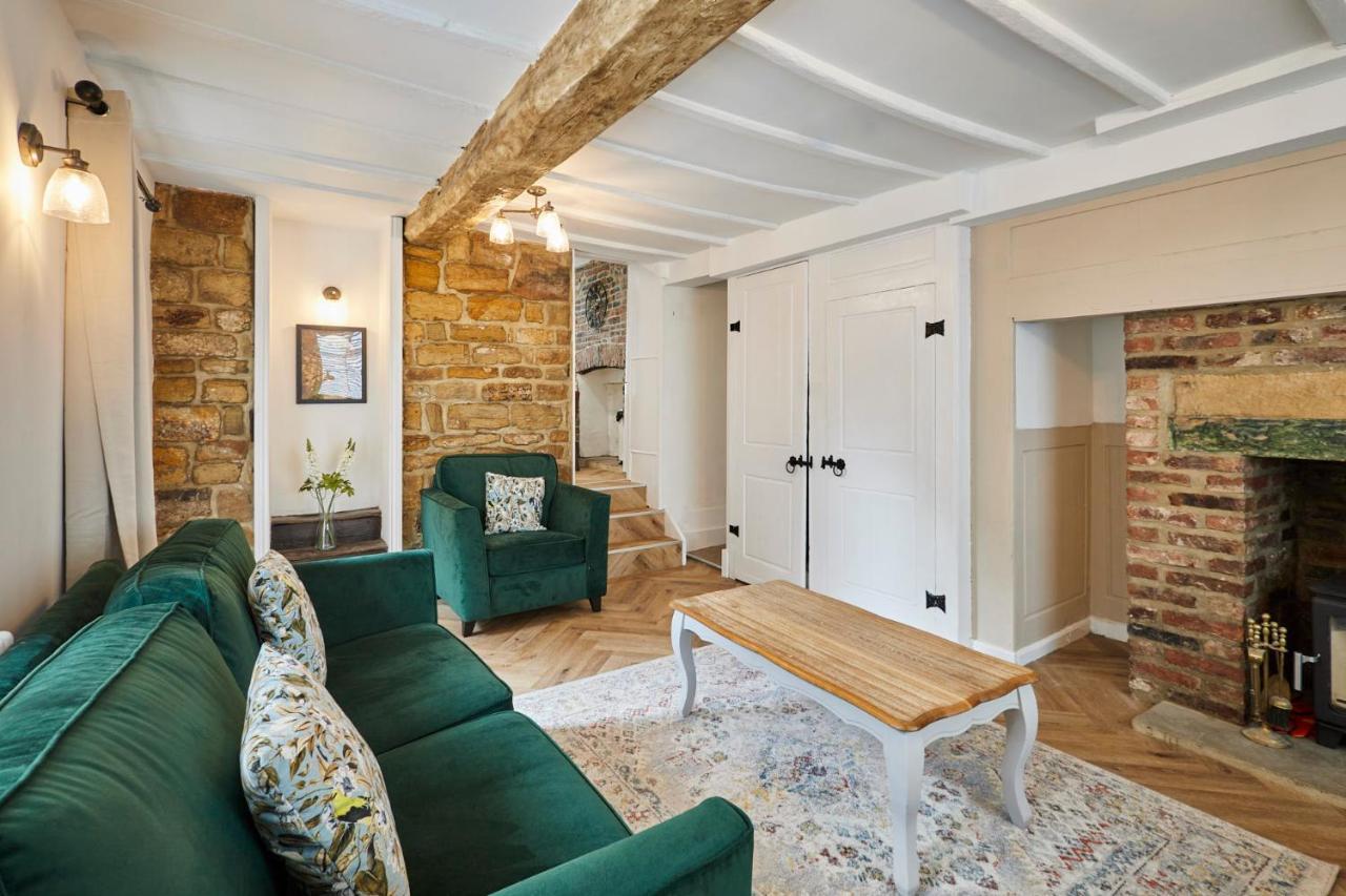 Host & Stay - Cragg Cottage Whitby Esterno foto